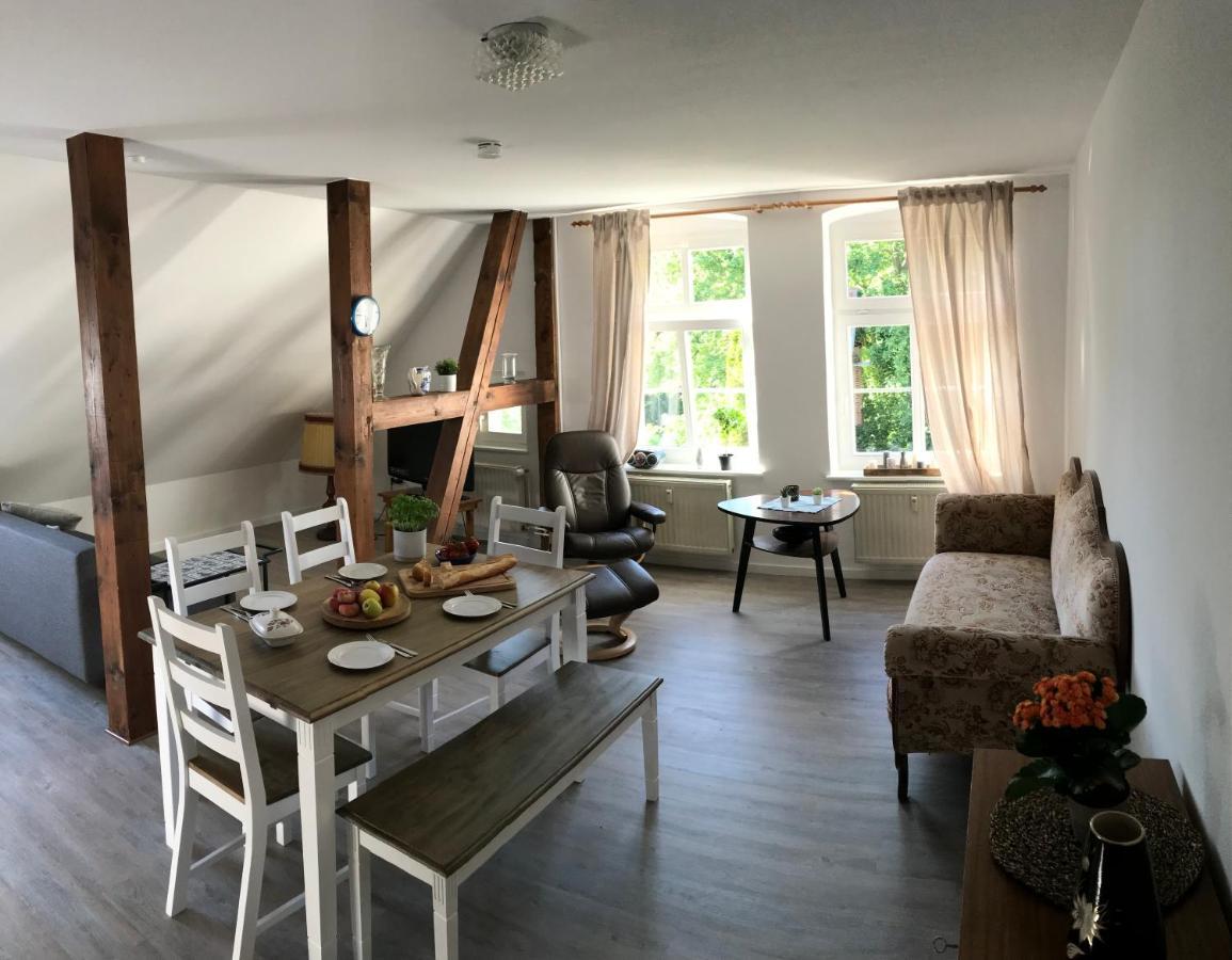 Appartamento Gutshaus Alt-Jargenow Alt Jargenow Esterno foto