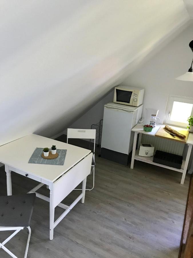 Appartamento Gutshaus Alt-Jargenow Alt Jargenow Esterno foto