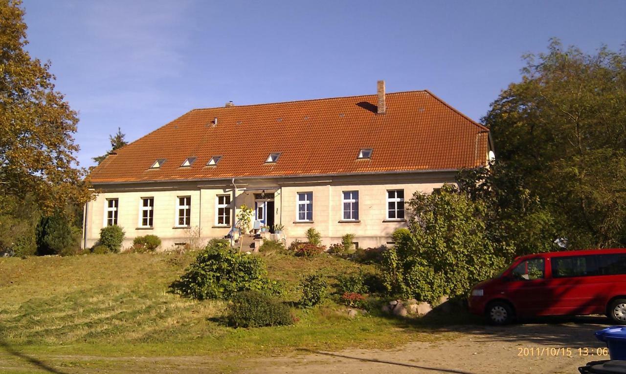 Appartamento Gutshaus Alt-Jargenow Alt Jargenow Esterno foto